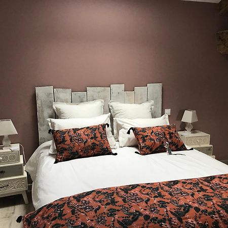 مبيت وإفطار Bessines Logis De Pierre Levee المظهر الخارجي الصورة