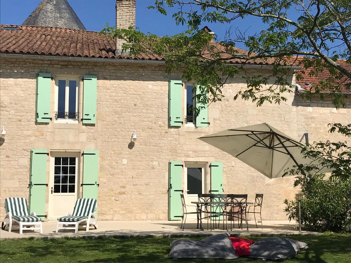 مبيت وإفطار Bessines Logis De Pierre Levee المظهر الخارجي الصورة