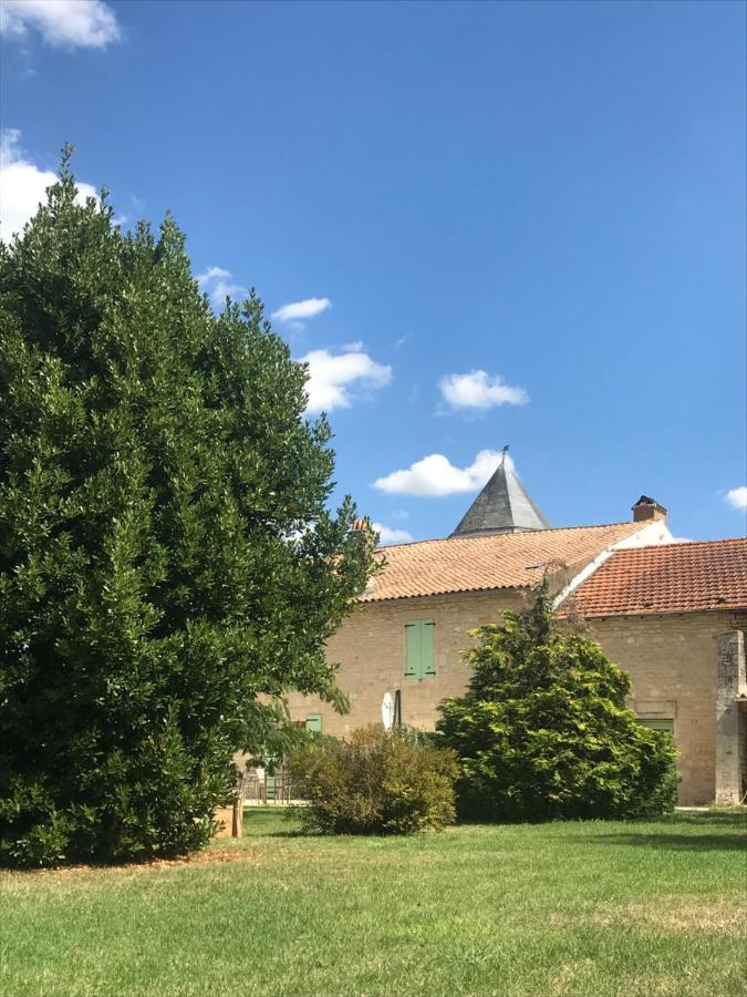 مبيت وإفطار Bessines Logis De Pierre Levee المظهر الخارجي الصورة